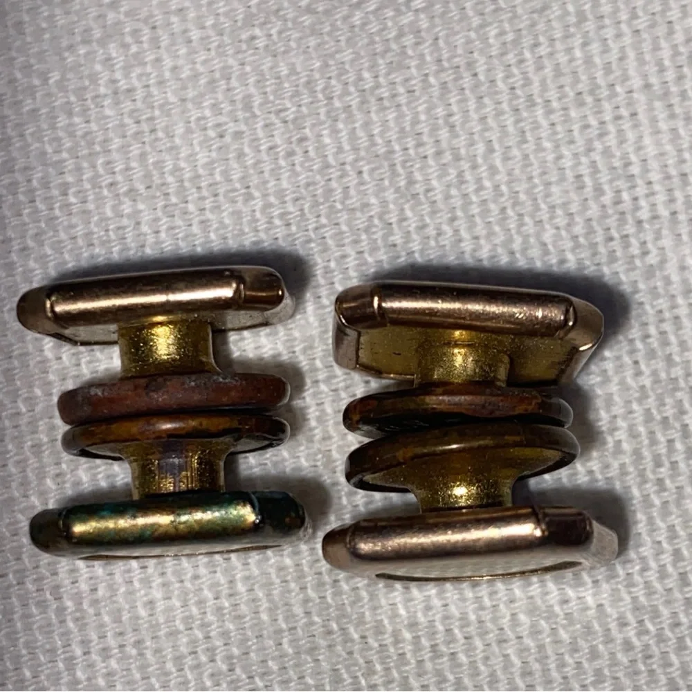 Antique Lion Brand‎ Brass Tone Snap Cufflinks